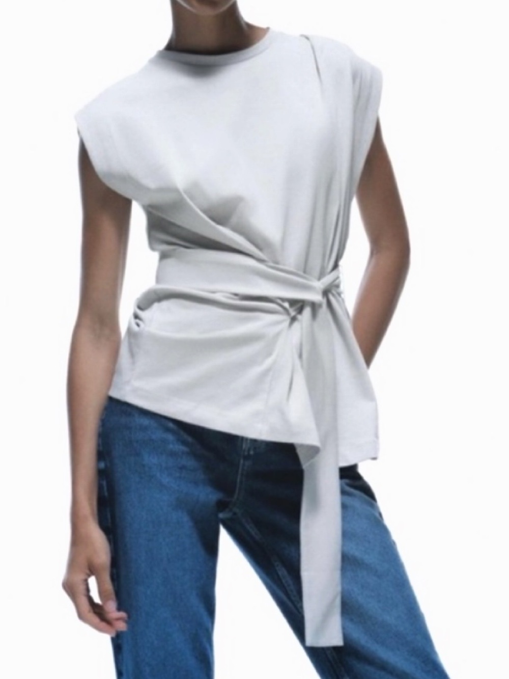 ZARA Grey Sleeveless Belted Top! 🐚
